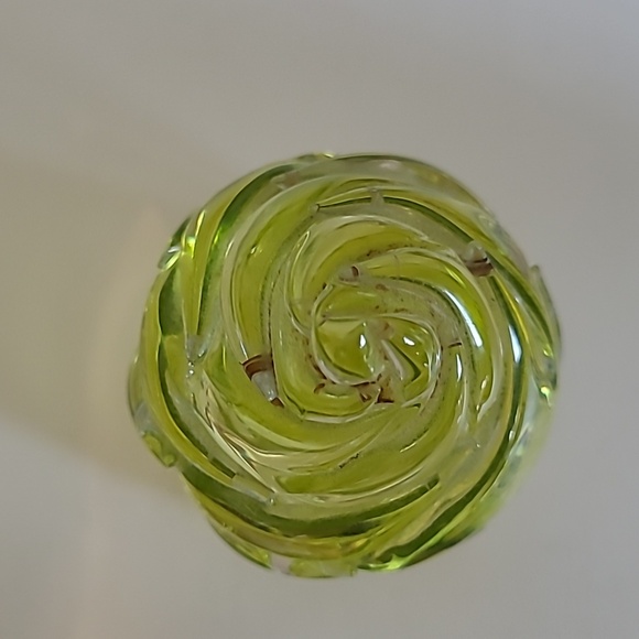 Studio Art Glass Green Citrus Lemon Squeezer Signed ANNIE MICHAUD Artisan 2002 - Picture 2 of 3